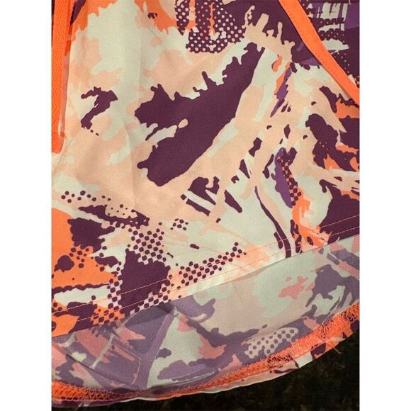 *3/$15 Under Armour Women's Orange Running Shorts Size M Athletic Training - Picture 2 of 5